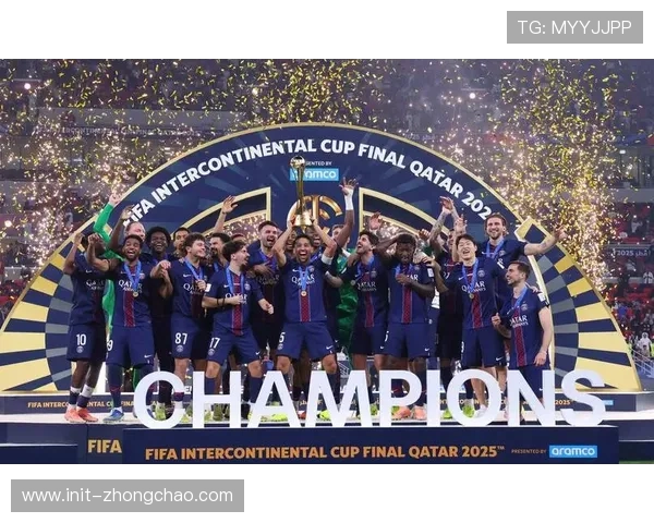 巴黎圣日耳曼成就“六冠王”,恩里克认可球队老中青结合架构 巴黎圣日耳曼成就“六冠王”,恩里克认可球队老中青结合架构